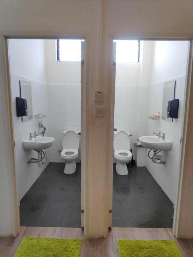 Ez Lodgings Kampong Gadong Zewnętrze zdjęcie