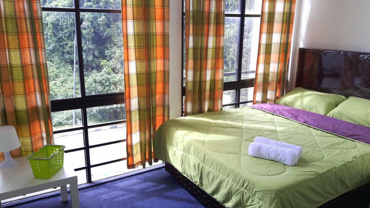 Ez Lodgings Kampong Gadong Zewnętrze zdjęcie
